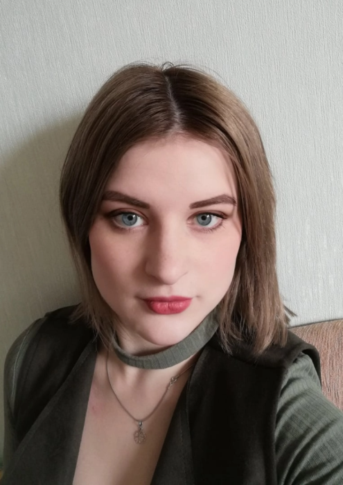 Белая Александра